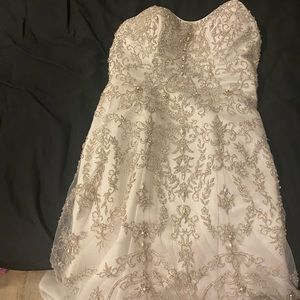 Size 0 wedding dress